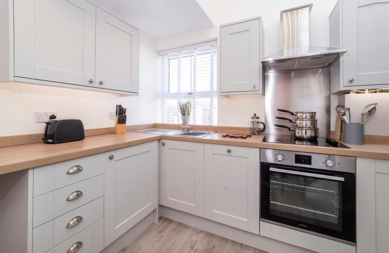 Livingstone Street Apartments With Free Parking York Extérieur photo
