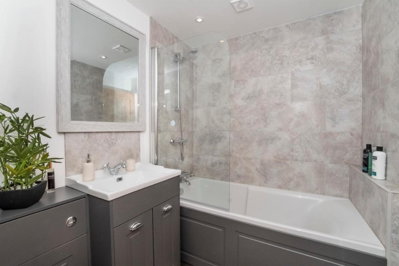 Livingstone Street Apartments With Free Parking York Extérieur photo